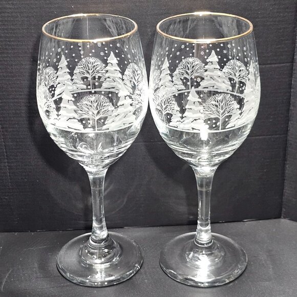 2 Libbey PINES Wine Glasses 10oz Winter Scene white decal gold rim Arbys Lynns C - Picture 10 of 11